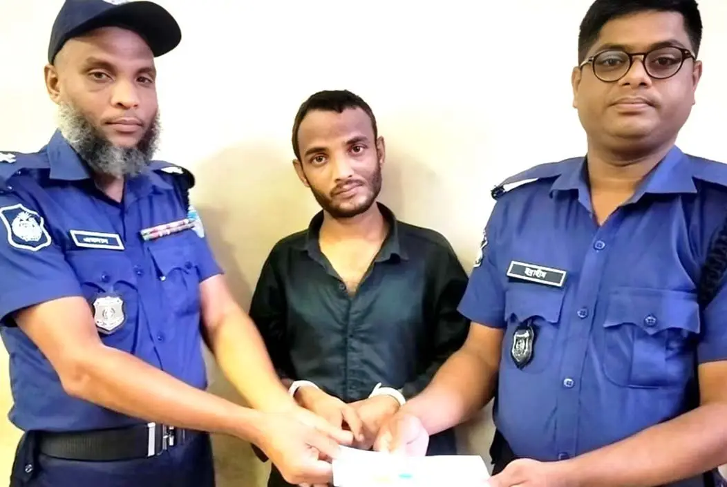 চট্টগ্রামে শ্রী শ্রী লোকনাথ আশ্রমের চুরি হওয়া স্বর্ণ উদ্ধার
