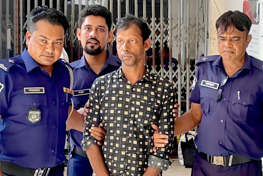 ১২ বছরের শিশু গৃহকর্মীকে ধর্ষণ, ট্রাফিক পুলিশ সদস্য গ্রেফতার