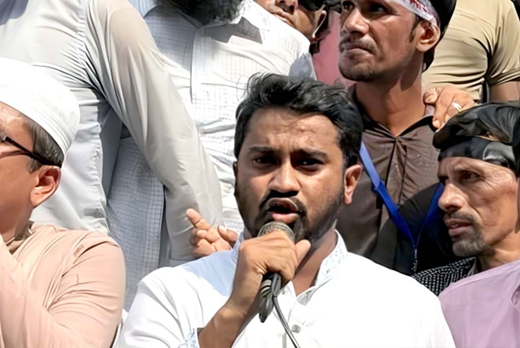 শিক্ষা উপদেষ্টা কেন শিক্ষকদের কষ্ট বোঝেন না: রাশেদ খান