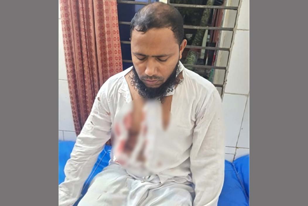 শেরপুরে টাকা ফেরত দেওয়ার কথা বলে ডেকে নিয়ে যুবককে ছুরিকাঘাত