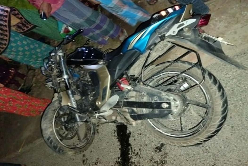 বগুড়ায় সিএনজি-মোটরসাইকেল সংঘর্ষে কলেজছাত্র নিহত