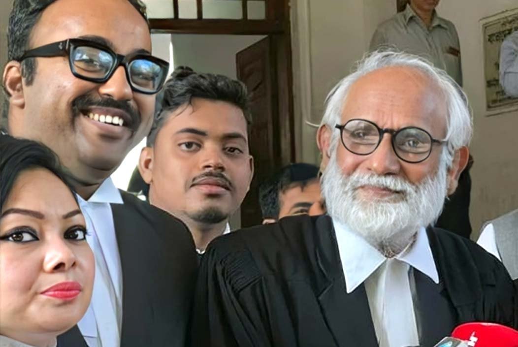 গুমের দুই মামলায় শেখ হাসিনার পক্ষে রাষ্ট্রনিযুক্ত আইনজীবী জেড আই খান পান্না