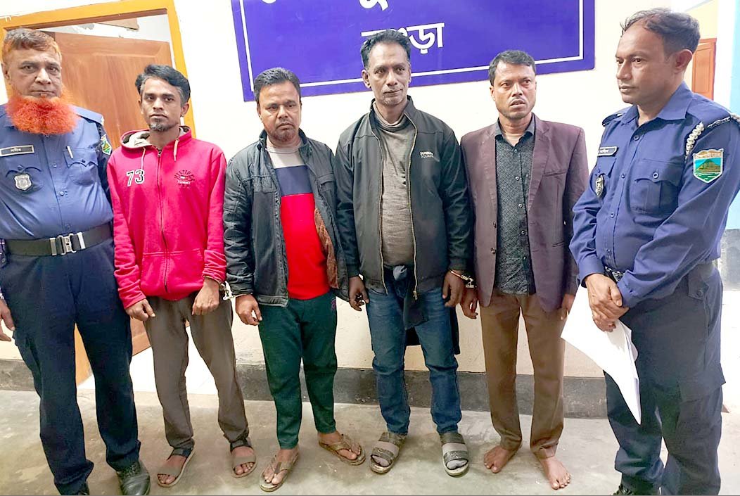 শেরপুরে বিএনপির পার্টি অফিস ভাঙচুর মামলায় গ্রেপ্তার ৪