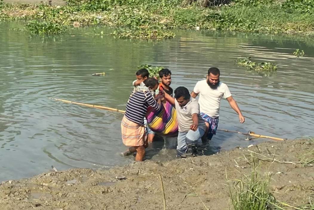 নিখোঁজের ৯ দিন পর ইছামতী নদী থেকে বৃদ্ধের মরদেহ উদ্ধার