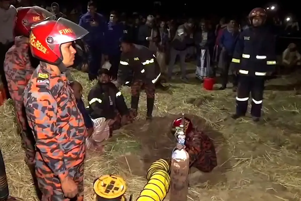 রাজশাহীতে গভীর নলকূপে দুই বছরের সাজিদ, ২৪ ঘণ্টায়ও উদ্ধা...