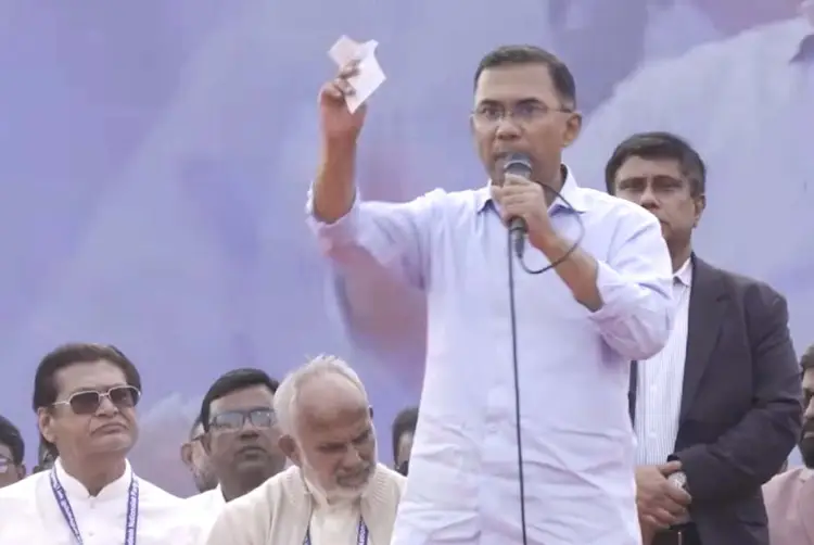 একটি রাজনৈতিক দল নারীদের ঘরে আটকে রাখতে চায়: তারেক রহমান