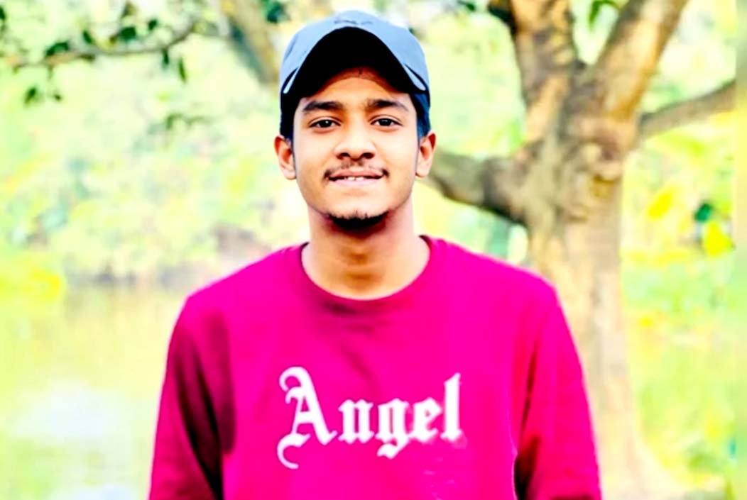 ঈশ্বরদীতে ট্রাকচাপায় কলেজছাত্র নিহত, আহত ২