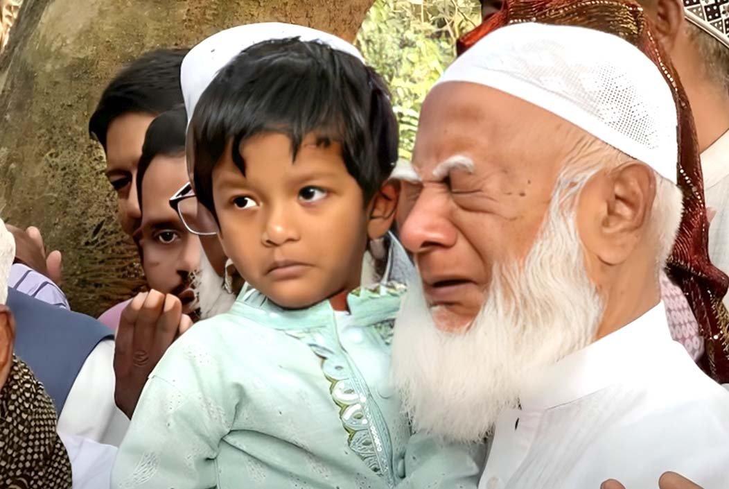 শেরপুরে নিহত রেজাউলের পরিবারের পাশে জামায়াত আমির ডা. শফিকুর রহমান