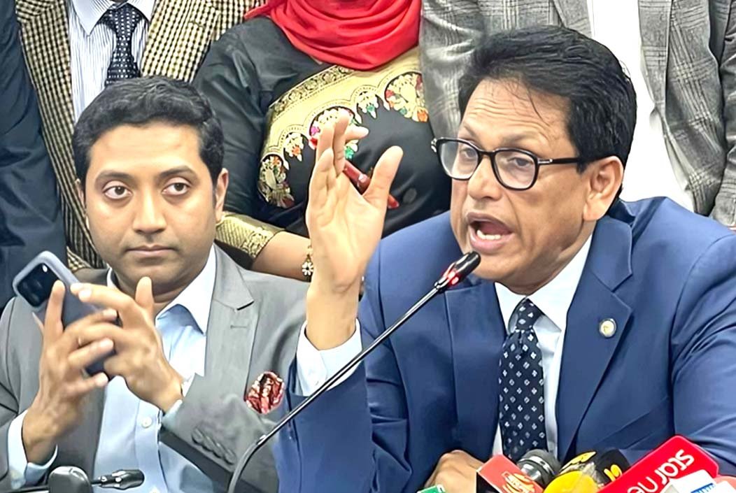 শিক্ষার্থীদের কাছ থেকে পুনঃভর্তি ফি নিলে কঠোর ব্যবস্থা নেওয়া হবে: শিক্ষামন্ত্রী