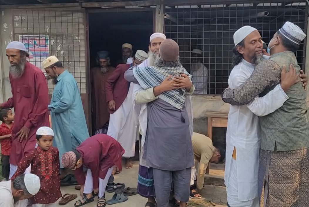 সৌদির সঙ্গে মিল রেখে বগুড়ার তিন স্থানে ঈদের জামাত অনুষ্ঠিত