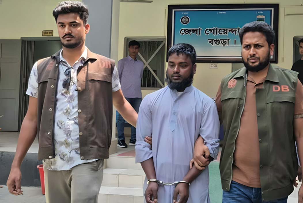 বগুড়ায় ভয়ংকর মাদক ‘ক্রিস্টাল মেথ’ উদ্ধার, গ্রেফতার ১