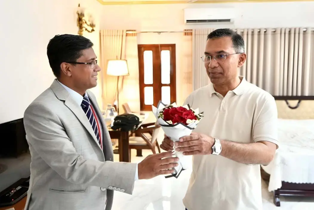 বগুড়া সার্কিট হাউজে প্রধানমন্ত্রী তারেক রহমানকে জেলা প...