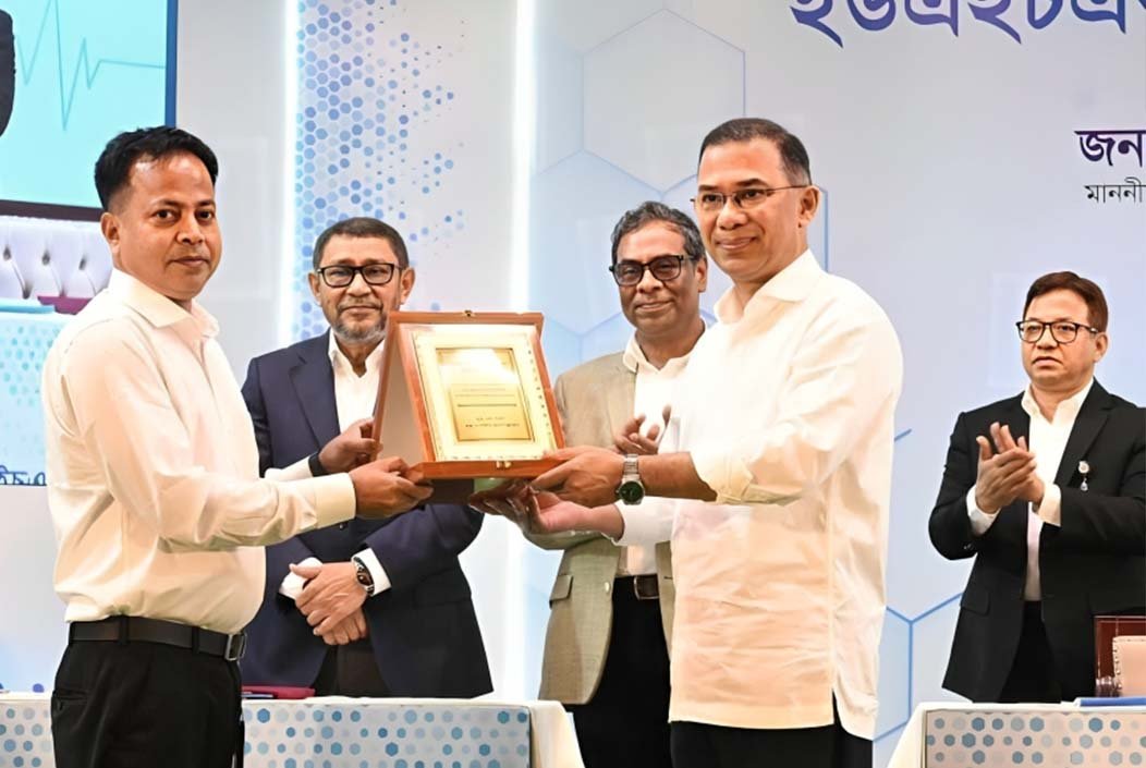 প্রধানমন্ত্রীর সম্মাননা পেলেন শেরপুরের ডা. সাজিদ হাসান