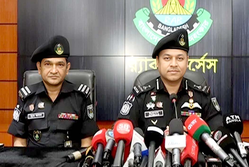 চাঁদাবাজদের নিরপেক্ষ তালিকা তৈরি করছে: র্যাব