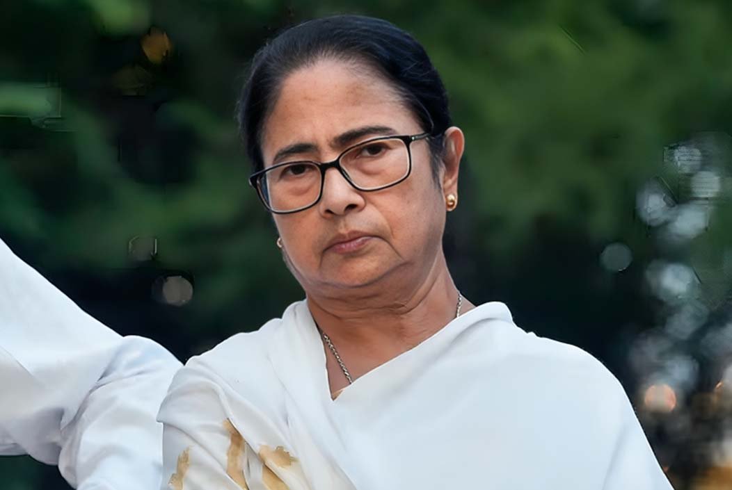নিজ আসনেই হারলেন মুখ্যমন্ত্রী মমতা