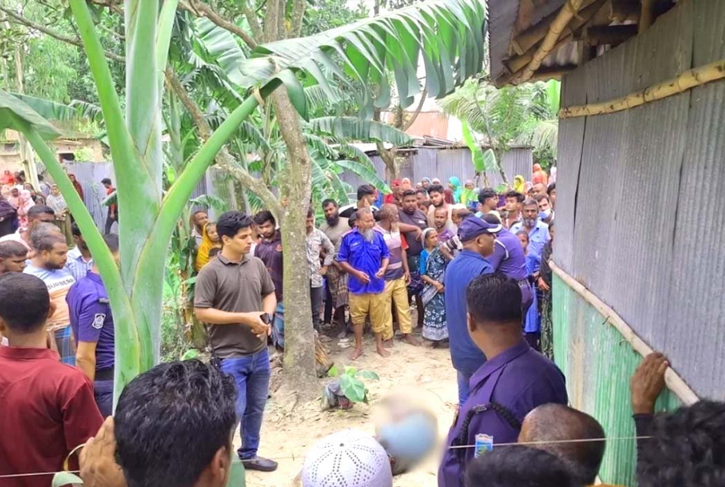 বগুড়ায় ধানক্ষেতে মিলল রাজমিস্ত্রির গলাকাটা লাশ