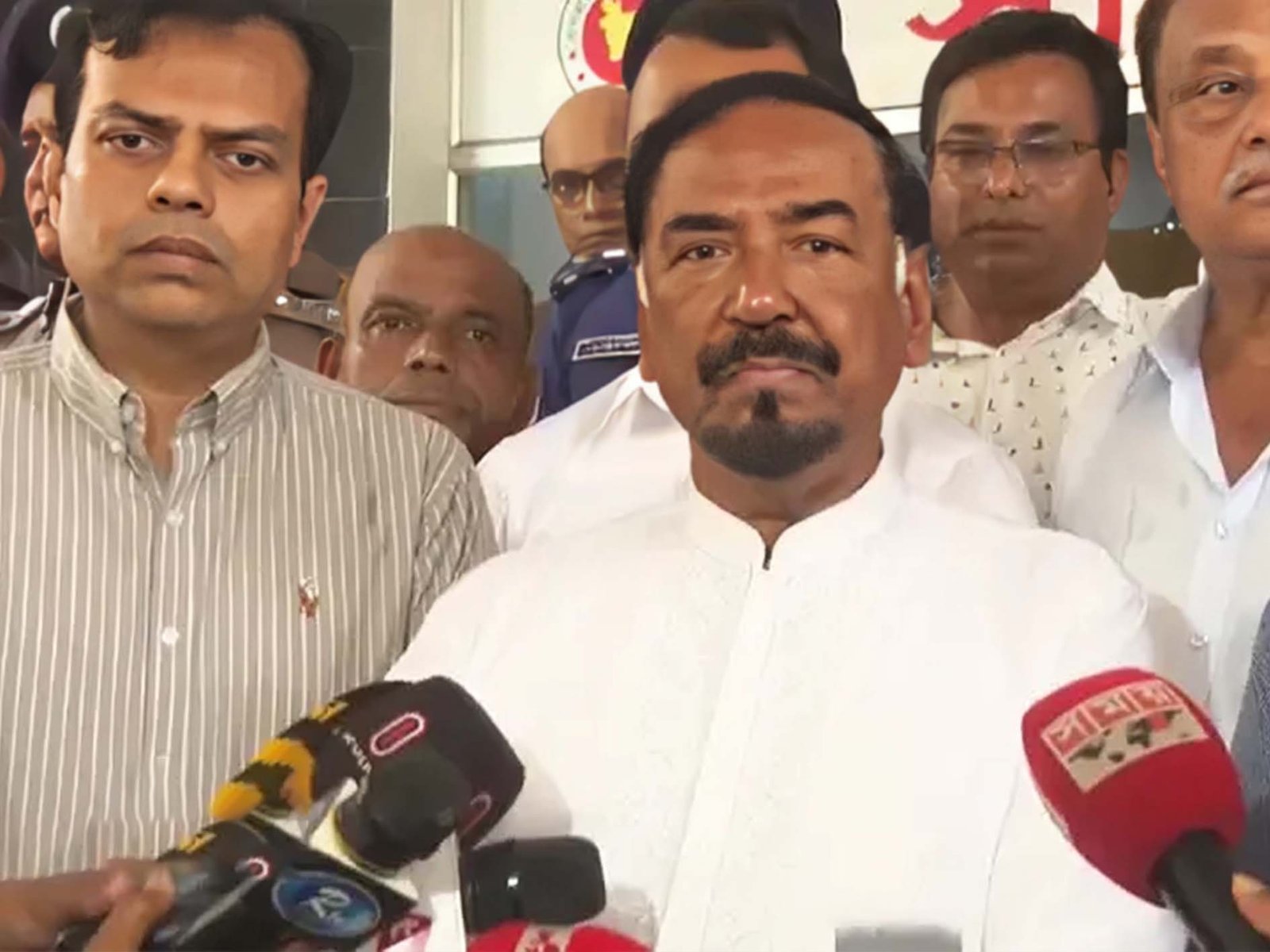 ‘আওয়ামী লীগের মুখে থু থু দেবে জনগণ’: স্পিকার