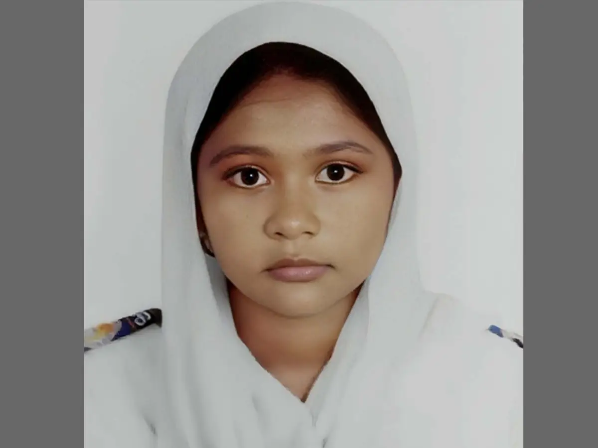 নিখোঁজের ৯ দিন পর ঢাকায় মিলল স্কুলছাত্রী, অভিমানে বাড়ি ছেড়েছিল মুনিয়া