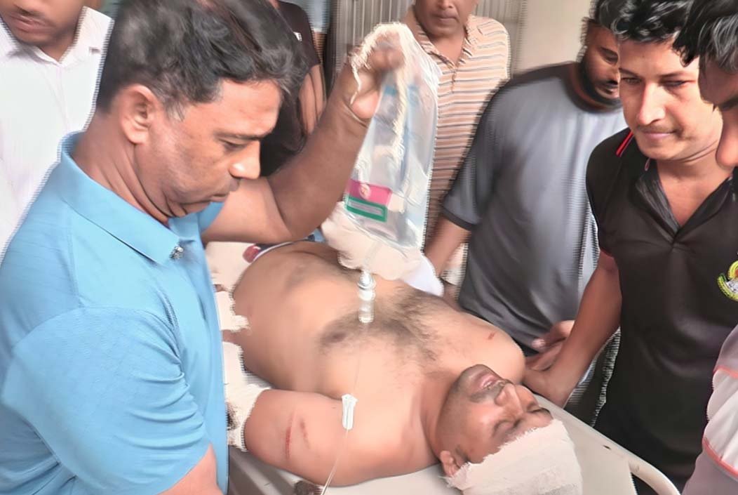 নারায়ণগঞ্জে আসামি ধরতে গিয়ে হামলায় র্যাবের তিন সদস্য আহত