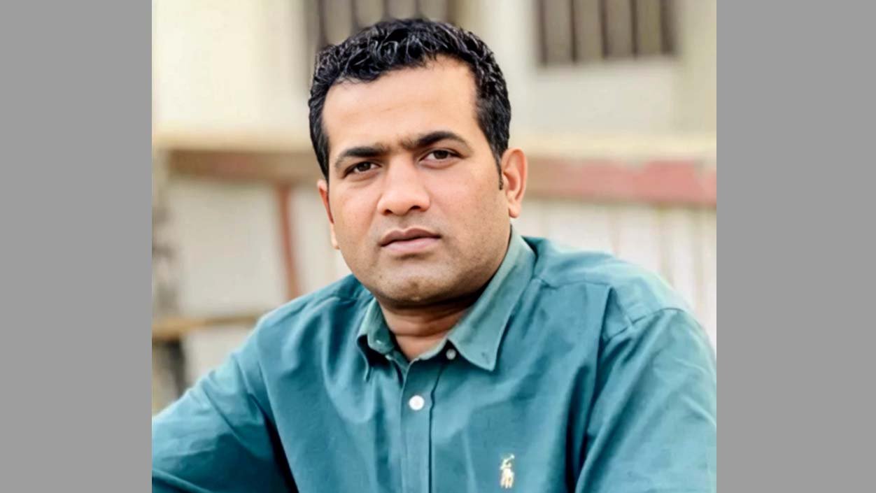 শেরপুরে গৃহবধূ ধর্ষণের অভিযোগে স্বেচ্ছাসেবক দল নেতাকে পুলিশে সোপর্দ