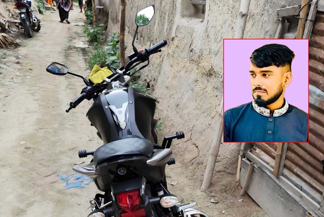 তালাকের পর স্ত্রীকে নিতে গিয়ে ধাওয়ার মুখে মোটরসাইকেল ফেলে পালালেন ছাত্রদল নেতা