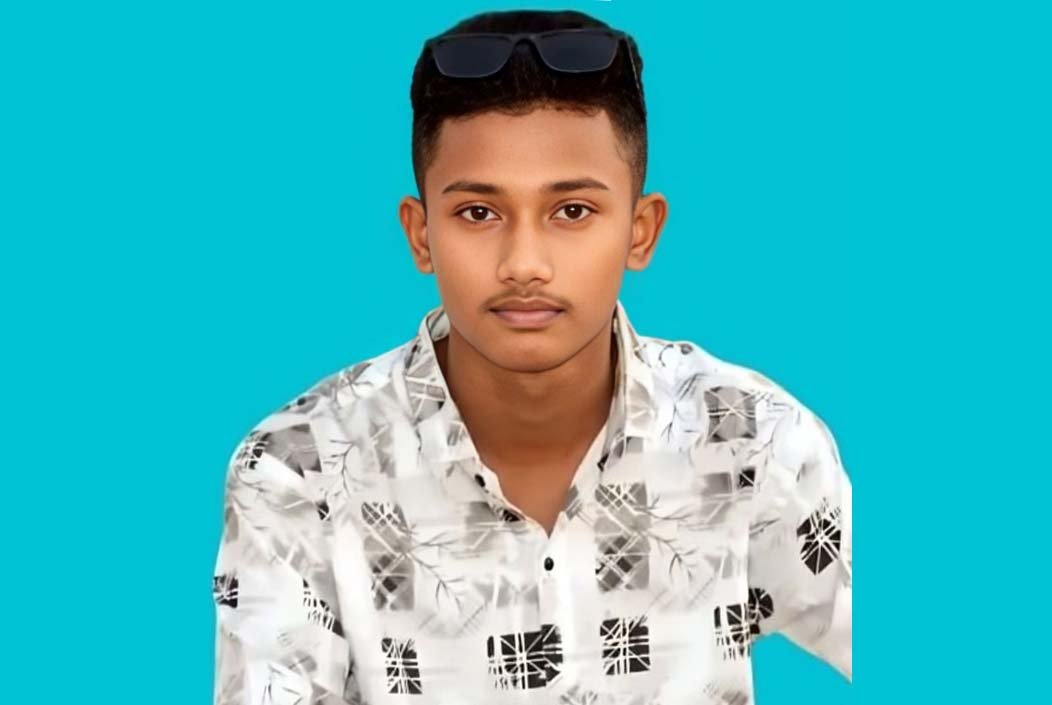 বগুড়ায় মরিচ ক্ষেতে কাজের সময় বজ্রপাতে কিশোরের মৃত্যু