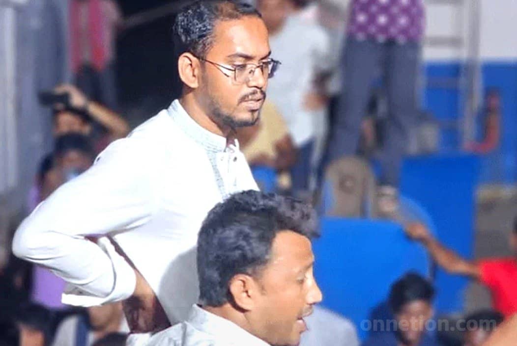 এমপির জন্য ২ ঘণ্টা দেরিতে ছাড়ল ফেরি
