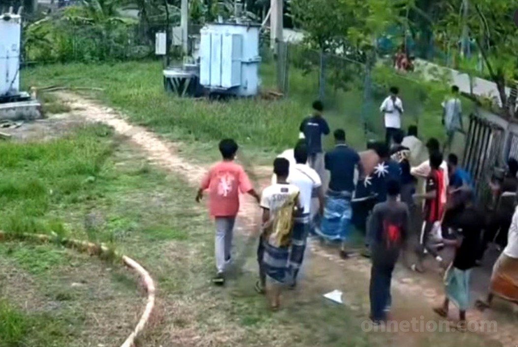 আর্জেন্টিনার ম্যাচ চলাকালে লোডশেডিং, বিদ্যুৎ কর্মীকে তুলে নিয়ে মারধর