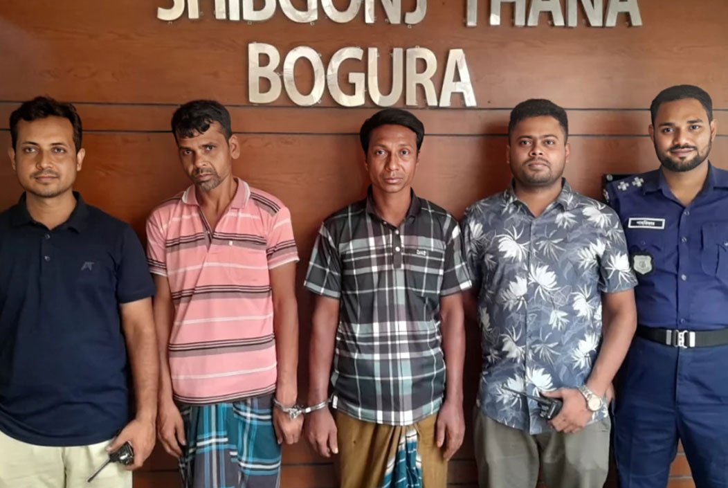বগুড়ায় হাতুড়ির আঘাতে মিল মালিক দিয়ে পিটিয়ে হত্যা, গ্রেপ্তার ২