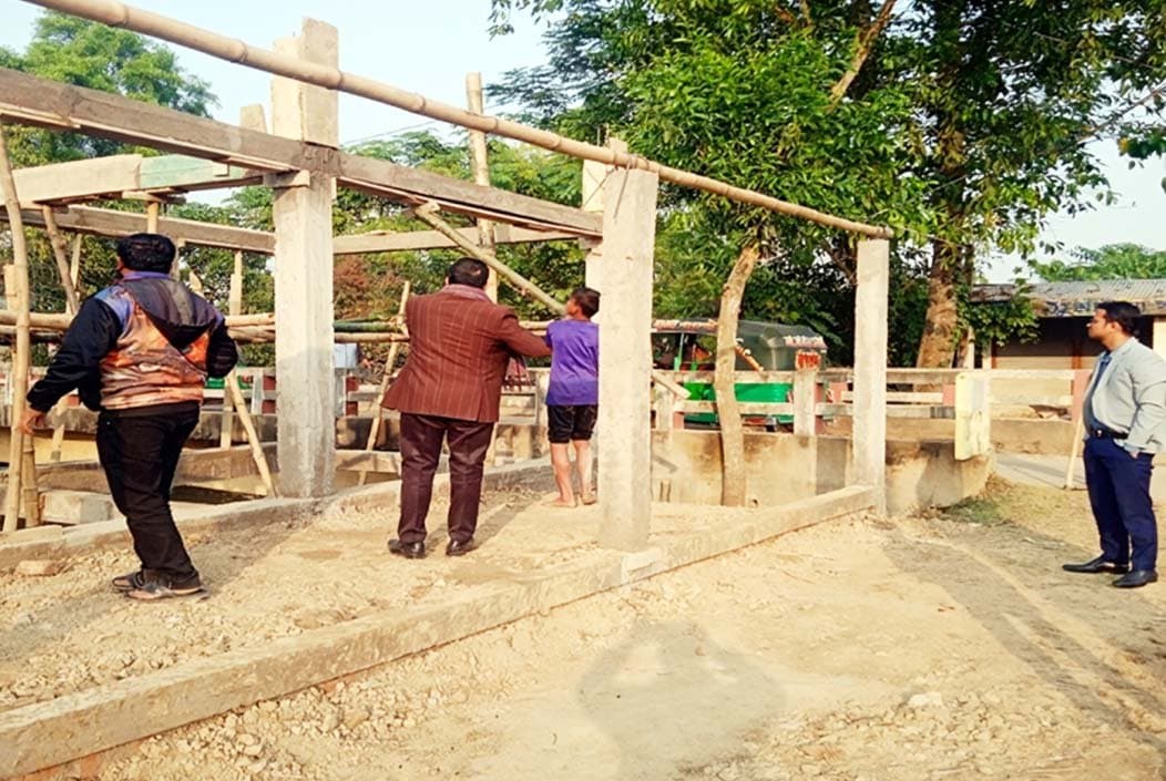 মৌলভীবাজারে জায়গা দখল করে অবৈধভাবে মার্কেট নির্মাণের অভিযোগ