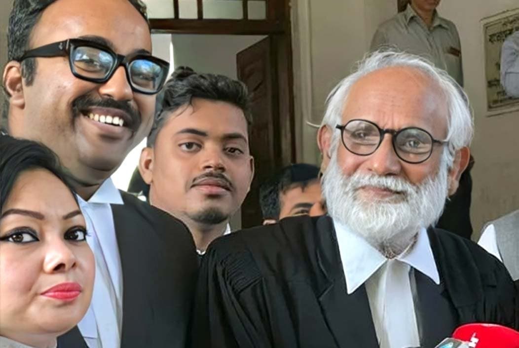 গুমের দুই মামলায় শেখ হাসিনার পক্ষে রাষ্ট্রনিযুক্ত আইনজীবী জেড আই খান পান্না