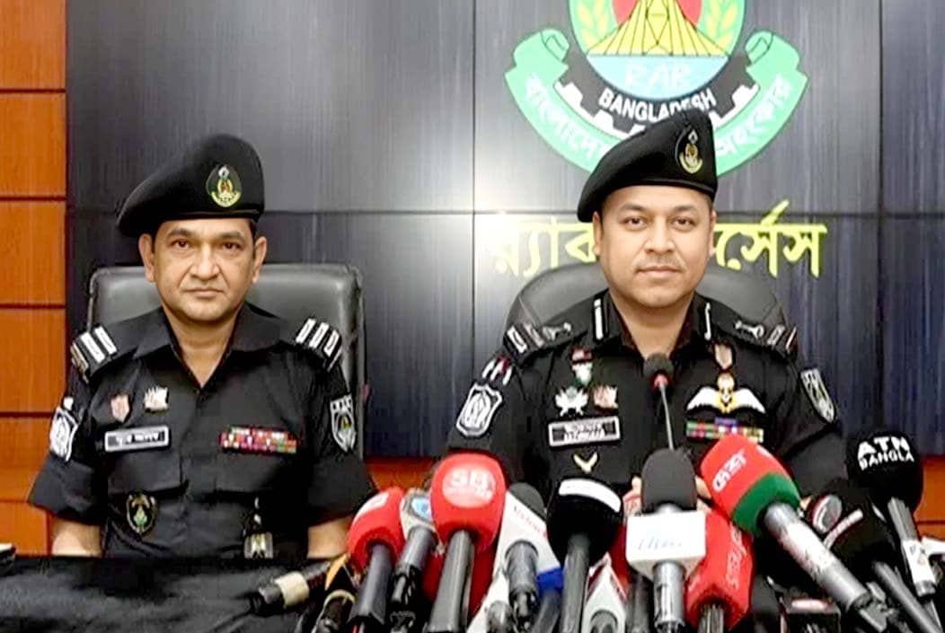 চাঁদাবাজদের নিরপেক্ষ তালিকা তৈরি করছে: র্যাব