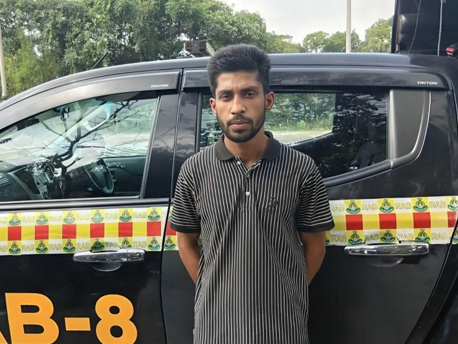 বাসায় ডেকে কলেজছাত্রী হত্যা, প্রেমিক আটক