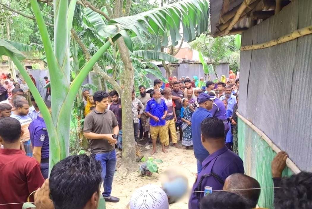 বগুড়ায় ধানক্ষেতে মিলল রাজমিস্ত্রির গলাকাটা লাশ