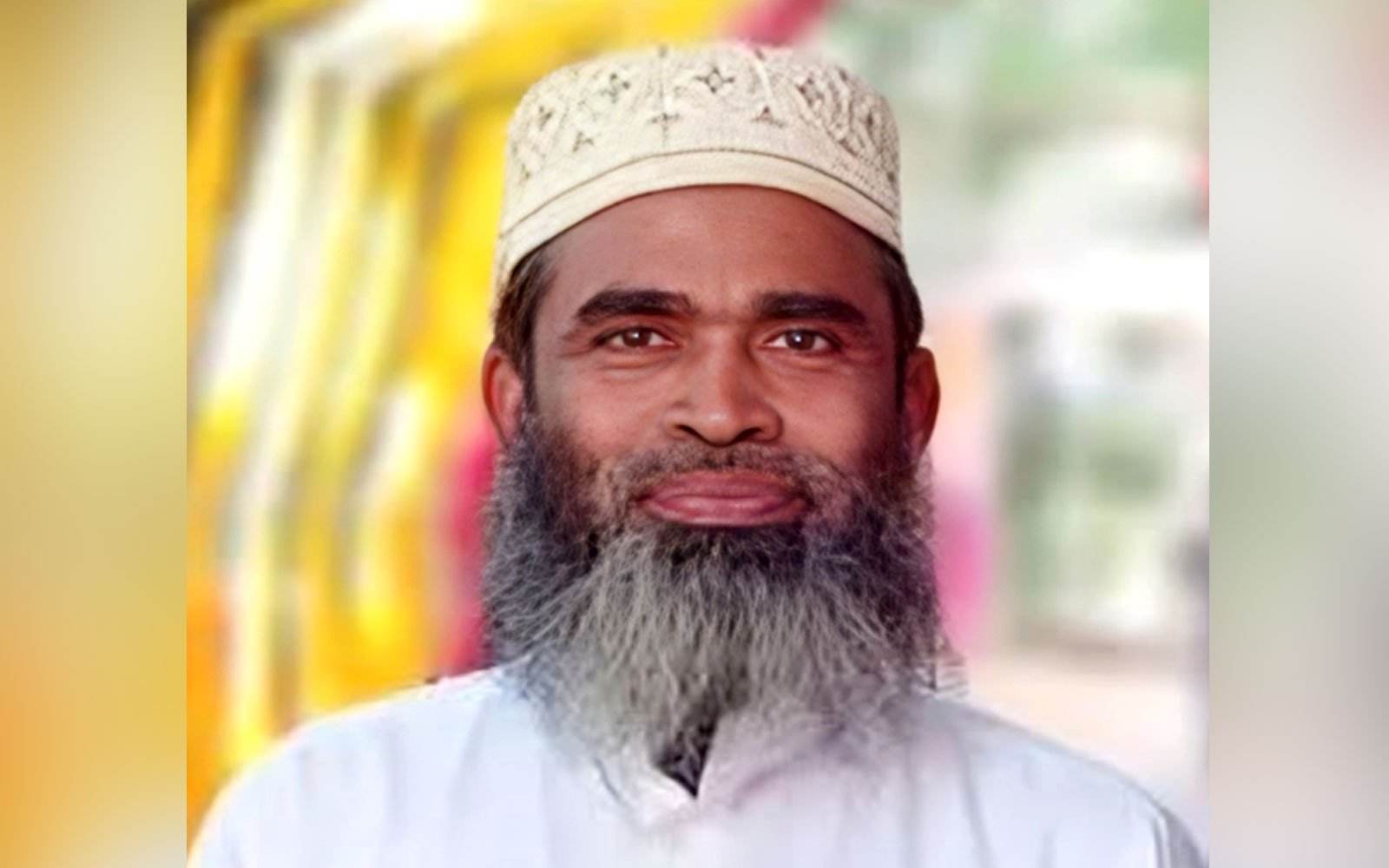 আজান দেওয়ার সময় মৃত্যুর কোলে ঢলে পড়লেন ইমাম