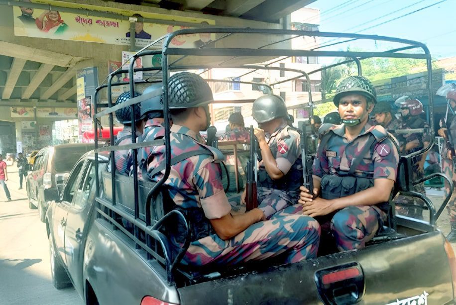 সারাদেশে ২২৮ প্লাটুন বিজিবি মোতায়েন