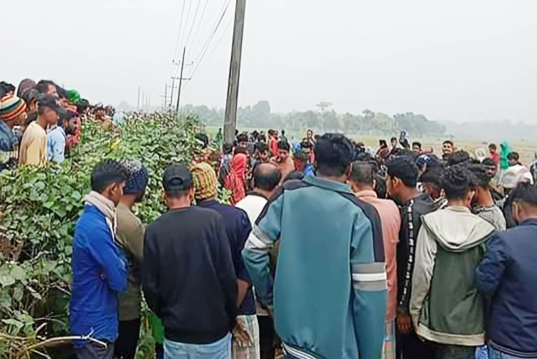 চট্টগ্রামের কর্ণফুলীতে ধান ক্ষেত থেকে যুবকের গলাকাটা মরদেহ উদ্ধার