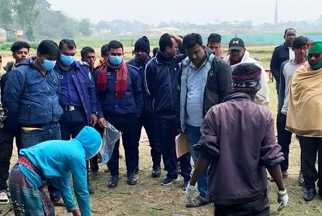 সুনামগঞ্জের জগন্নাথপুরে ধানক্ষেত থেকে নারীর পোড়া মরদেহ উদ্ধার