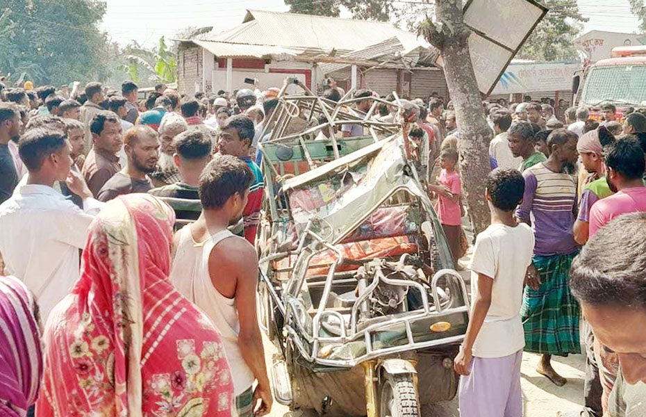 লালমনিরহাটের কালীগঞ্জে অটোরিকশায় লরির ধাক্কায় ২ ডিগ্রি পরীক্ষার্থী নিহত