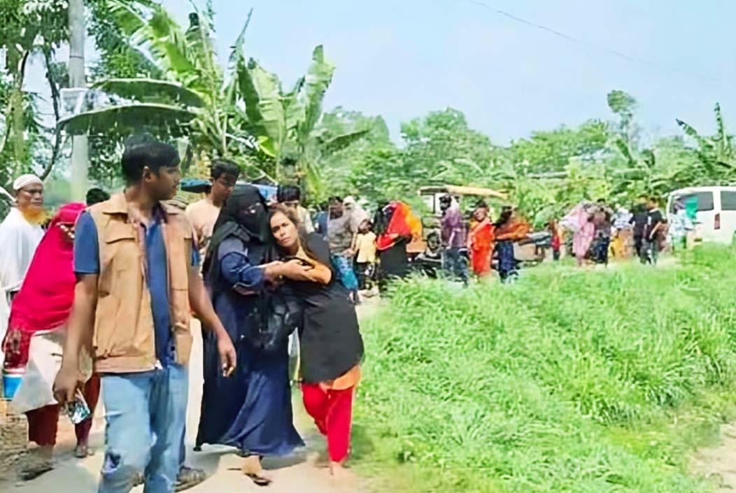 মুন্সীগঞ্জের সদরে বসতঘর থেকে নারীর গলাকাটা মরদেহ উদ্ধার