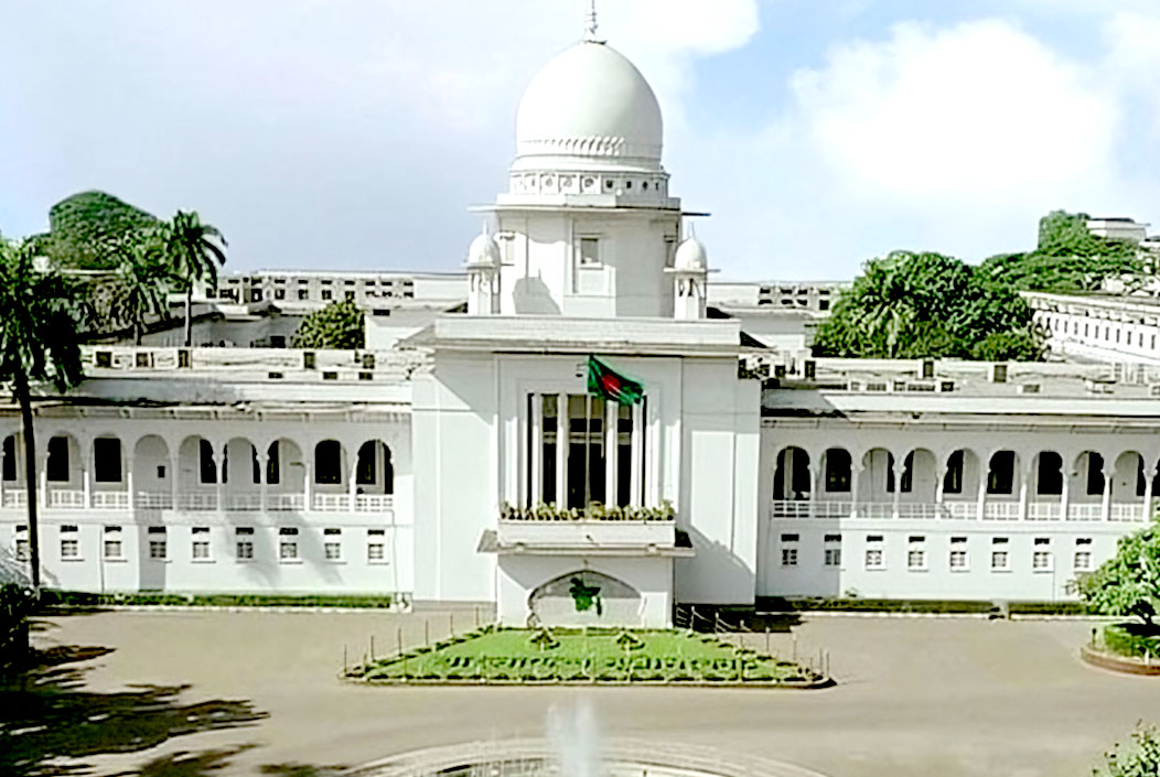 ১২ বিচারপতিকে ছুটিতে পাঠানোর সিদ্ধান্ত প্রধান বিচারপতির