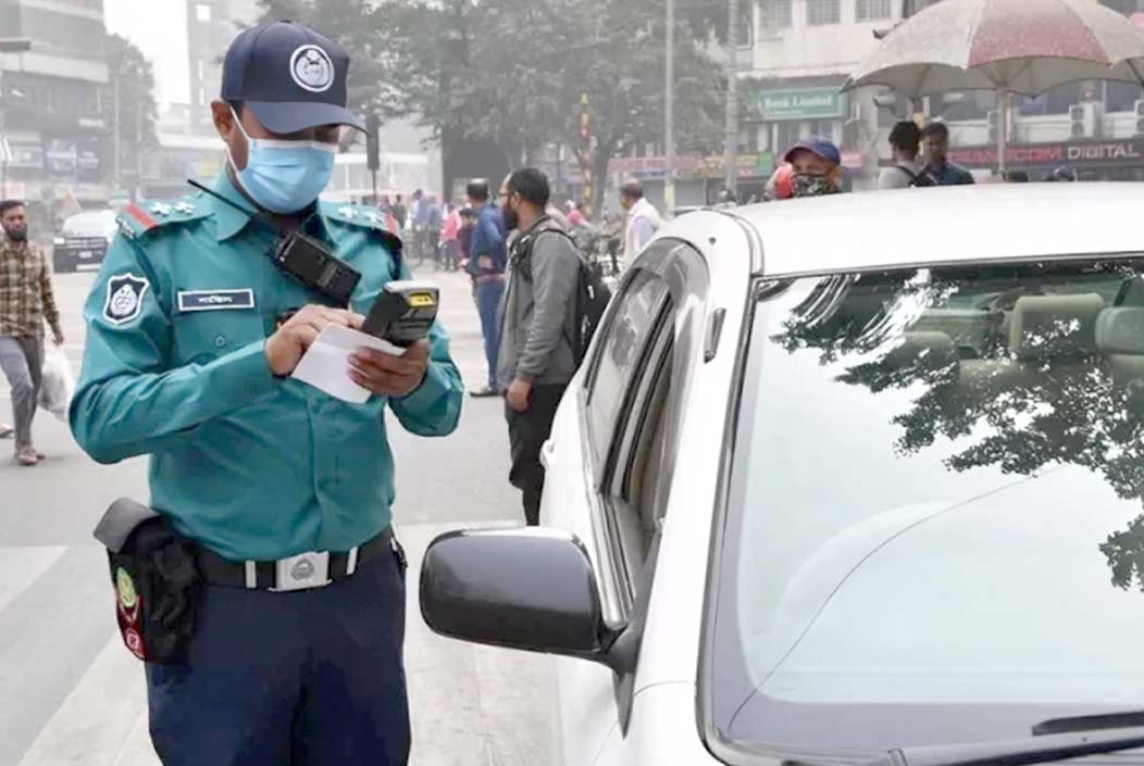 রাজধানীতে ট্রাফিক আইন লঙ্ঘনে ১২৪১টি মামলা