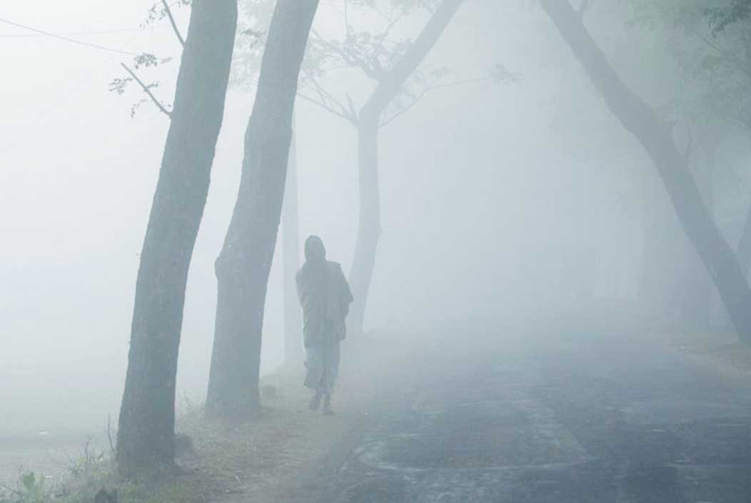 মাঝারি থেকে ঘন কুয়াশা থাকবে আরো ৩ দিন আবহাওয়া অফিস