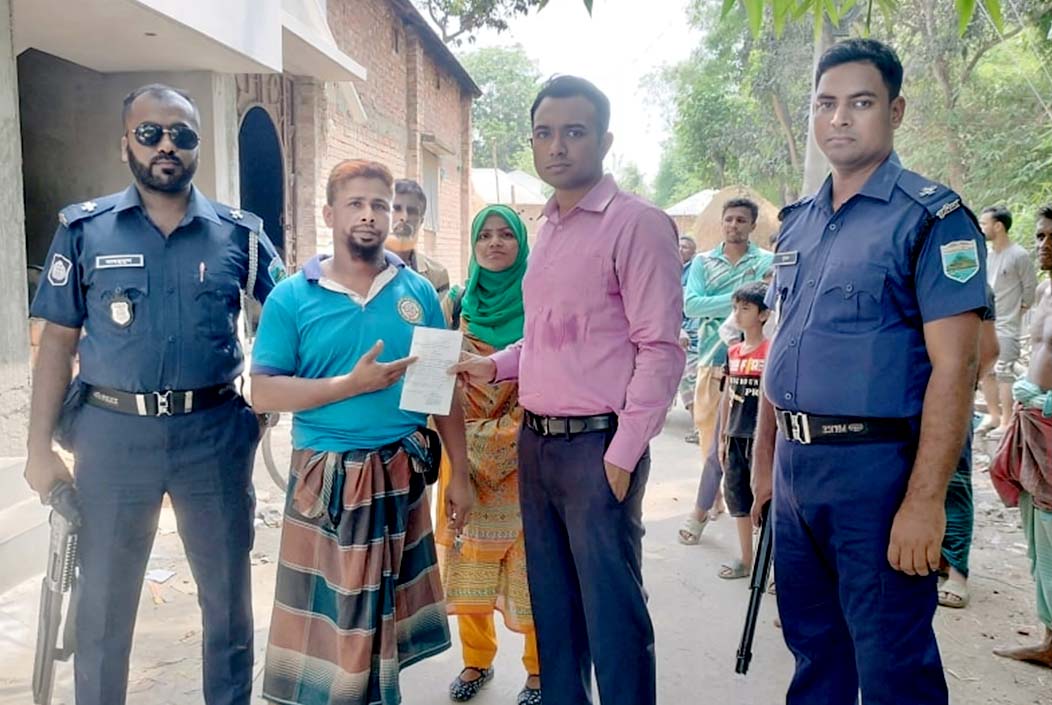 পচা ডিমে পণ্য তৈরির দায়ে মুহিত বেকারিকে ৩০ হাজার টাকা জরিমানা