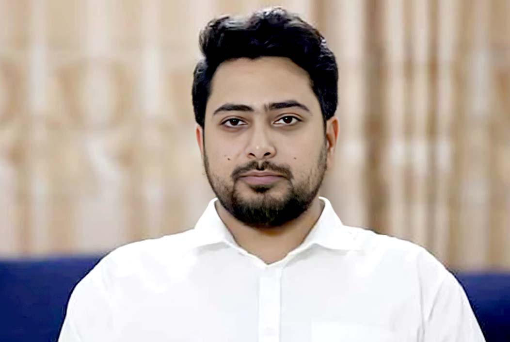 আ. লীগ নিষিদ্ধে আবারও রাজপথে এনসিপি, ‘ফ্যাসিবাদ আর নয়’ বার্তা নাহিদের