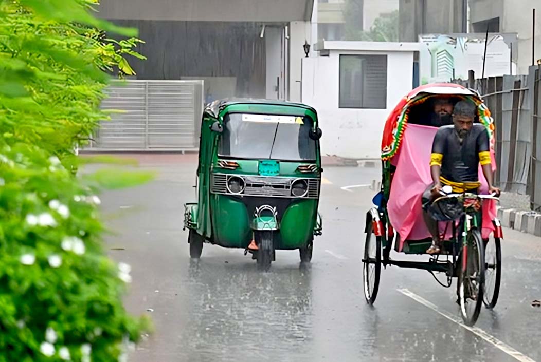 আগামীকাল থেকে শুরু হতে পারে বৃষ্টি, তাপদাহ কমার সম্ভাবনা