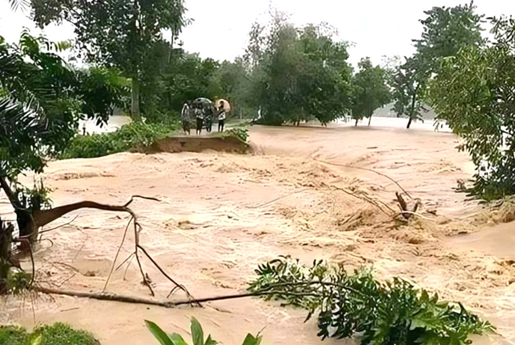 ধেয়ে আসছে পাহাড়ি ঢল, বন্যার ঝুঁকিতে শেরপুরসহ চার জেলা