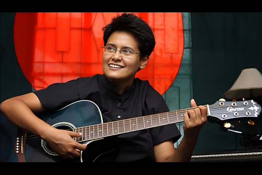রাজাকারের 'বেকসুর খালাস' উদযাপন করে আমাদের ভোট চান