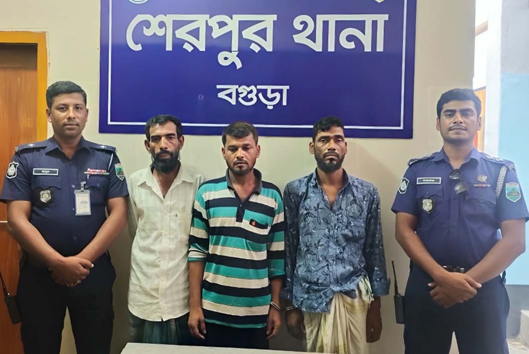 শেরপুরে ট্রাক উধাওয়ের ৭২ ঘণ্টা পর উদ্ধার, ৭ সদস্যের চোর চক্র গ্রেপ্তার