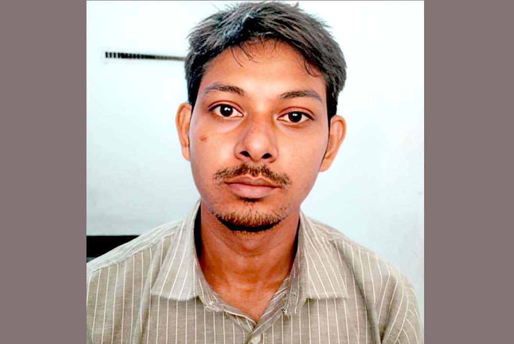 স্ত্রীর পরকীয়ার জেরে আত্মহত্যা, প্রেমিক গ্রেফতার